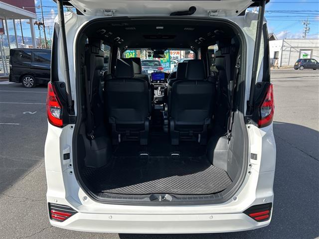 ノア ハイブリッドS-Z 純正10.5インチディスプレイオーディオCD DVD フルセグTV Bluetooth 全方位カメラ ビルトインETC2.0 プリクラッシュセーフティ レーンキープアシスト レーダークルーズ(26枚目)