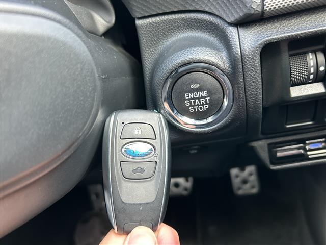 フォレスター プレミアム 純正メーカーオプションナビ Bluetooth フルセグTV バックカメラ ドライブレコーダー 純正ビルトインETC クルーズコントロール 電動リアゲート シートヒーター 純正フロアマット 社外アルミ(4枚目)