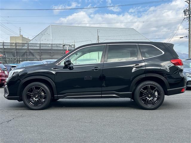 フォレスター プレミアム 純正メーカーオプションナビ Bluetooth フルセグTV バックカメラ ドライブレコーダー 純正ビルトインETC クルーズコントロール 電動リアゲート シートヒーター 純正フロアマット 社外アルミ(34枚目)