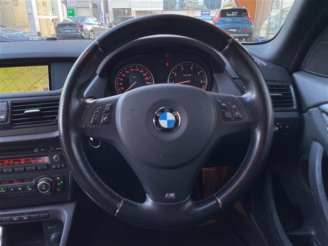 X1 xDrive 20i Mスポーツパッケージ(3枚目)