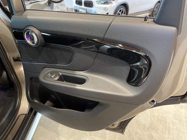 MINI クーパーS E クロスオーバー オール4 PEPPERパッケージ バックカメラ リアPDC MINIエキサイトメントPKG 純正HDDナビ USB/Bt ACC シートヒーター オートマチックテールゲート ETC 社外ドラレコ 禁煙車(32枚目)