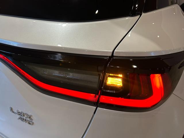 ＬＢＸ リラックス　ワンオーナー　ヘッドアップディプレイ　Ｌｅｘｕｓ　Ｔｅａｍｍａｔｅ　Ａｄｖａｎｃｅｄ　Ｄｒｉｖｅ　Ｌｅｘｕｓ　Ｔｅａｍｍａｔｅ　Ａｄｖａｎｃｅｄ　Ｐａｒｋ　前後純正ドラレコ　茶革シート　シートヒーター（55枚目）
