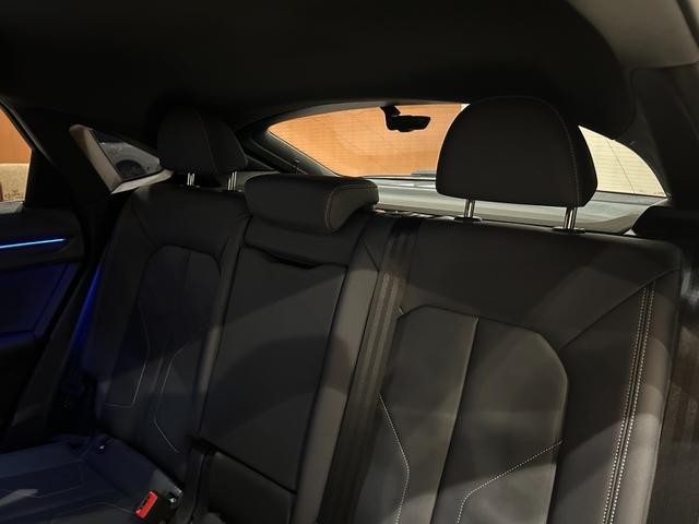 Ｑ３スポーツバック 　ベーシックＰＫＧ　アシスタンスＰＫＧ　プラスＰＫＧ　テクノロジーＰＫＧ　ＴＶチューナー　ＡＣＣ　サイドアシスト　パーシャルレザー　シートヒーター　ワイヤレスチャージング　電動リアゲート　禁煙車（32枚目）