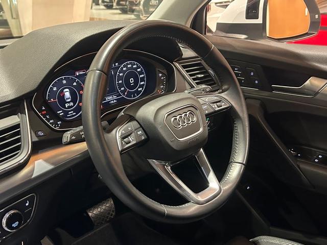 Ｑ５ ４０ＴＤＩクワトロ　スポーツ　ラグジュアリーＰＫＧ　アシスタンスＰＫＧ　マトリクスＬＥＤヘッドライトＰＫＧ　パーシャルレザー　シートヒーター　バーチャルコックピット　純正メモリナビ　フルセグＴＶ　３６０°カメラ　禁煙車（7枚目）