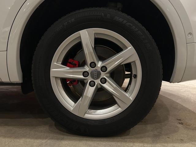Ｑ５ ４０ＴＤＩクワトロ　スポーツ　ラグジュアリーＰＫＧ　アシスタンスＰＫＧ　マトリクスＬＥＤヘッドライトＰＫＧ　パーシャルレザー　シートヒーター　バーチャルコックピット　純正メモリナビ　フルセグＴＶ　３６０°カメラ　禁煙車（59枚目）