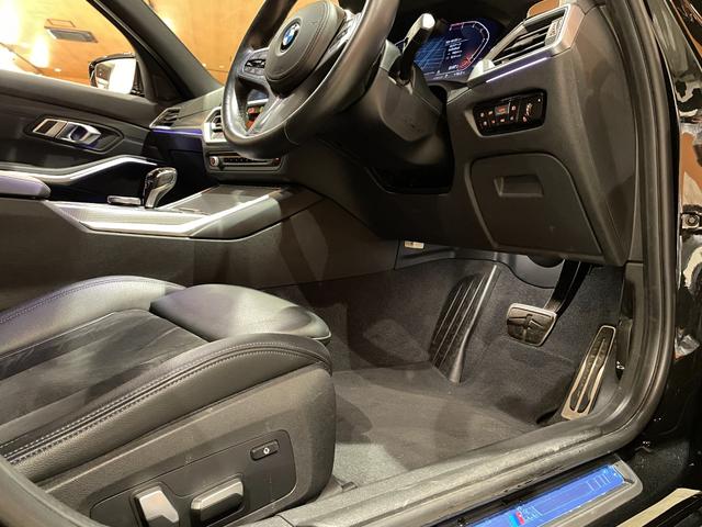３シリーズ ３２０ｄ　ｘＤｒｉｖｅツーリング　Ｍスポーツ　コンフォートＰＫＧ　パーキングアシストプラス　ＯＰ１９インチＡＷ　Ｍパフォーマンスフロントスポイラー　ハーフレザーシート　シートヒーター　ＨｉＦｉスピーカー　３６０°カメラ　禁煙車（24枚目）
