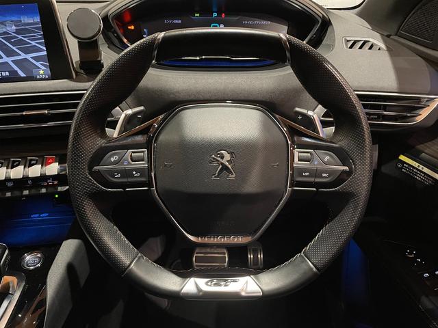 ３００８ ＧＴハイブリッド４　パノラミックサンルーフ　レザーＰＫＧ　本革シート　シートヒーター　純正メモリナビ　３６０°カメラ　パーキングアシスト　ＡＣＣ　レーンキープアシスト　ブラインドスポットアシスト　パワーテールゲート（6枚目）