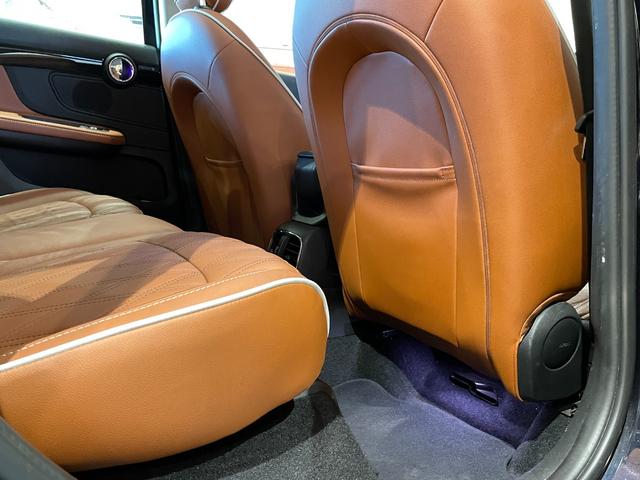 ＭＩＮＩ クーパーＤ　クロスオーバー　オール４　レザーシートＰＫＧ　デジタルＰＫＧ　ＰＥＰＰＥＲパッケージ　ＯＰ１８インチＡＷ　ＡＣＣ　ＨＵＤ　茶革シート　パワーシート　シートヒーター　ＬＥＤヘッドライト　純正ＨＤＤナビ　バックカメラ　禁煙車（32枚目）