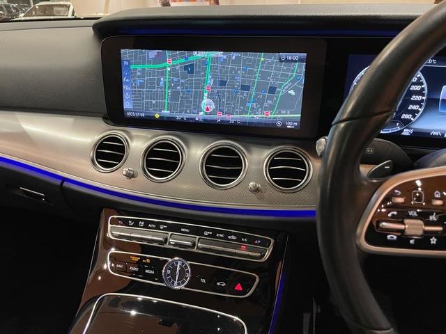 Ｅクラス Ｅ２００　４マチック　アバンギャルド　パノラミックスライディングルーフ　エクスクルーシブＰＫＧ　レーダーセーフティＰＫＧ　純正ＨＤＤナビ　フルセグＴＶ　ＳＤ／ＵＳＢ／Ｂｔ　黒革シート　シートヒーター　３６０°カメラ　ＥＴＣ　禁煙車（15枚目）