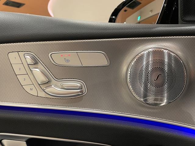 Ｅクラス Ｅ２００　４マチック　アバンギャルド　パノラミックスライディングルーフ　エクスクルーシブＰＫＧ　レーダーセーフティＰＫＧ　純正ＨＤＤナビ　フルセグＴＶ　ＳＤ／ＵＳＢ／Ｂｔ　黒革シート　シートヒーター　３６０°カメラ　ＥＴＣ　禁煙車（28枚目）