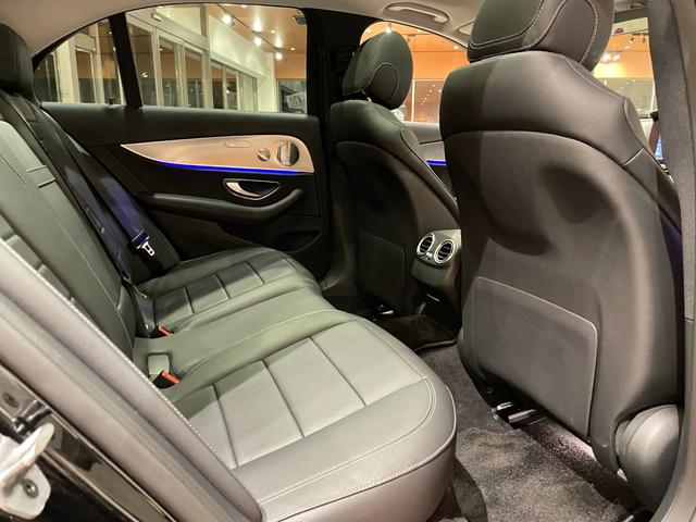 Ｅクラス Ｅ２００　４マチック　アバンギャルド　パノラミックスライディングルーフ　エクスクルーシブＰＫＧ　レーダーセーフティＰＫＧ　純正ＨＤＤナビ　フルセグＴＶ　ＳＤ／ＵＳＢ／Ｂｔ　黒革シート　シートヒーター　３６０°カメラ　ＥＴＣ　禁煙車（35枚目）