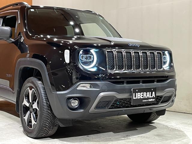 ジープ・レネゲード4xe トレイルホーク 4xe Uconnectナビ フルセグTV USB/Bt バックカメラ パークセンス LEDヘッドライト クルーズコントロール レーンセンス ブラインドスポットモニター 前面衝突警報 禁煙車(35枚目)