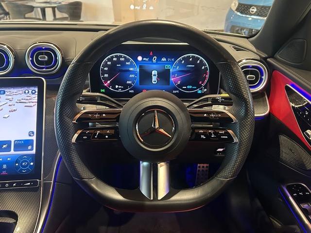 Cクラス C200 4Mアバンギャルド AMGラインパッケージ レザーエクスクルーシブPKG 赤黒コンビレザーシート シートヒーター ベーシックPKG レーダーセーフティPKG 360°カメラ DIGITALライト アダプティブハイビームアシスト 禁煙車(6枚目)