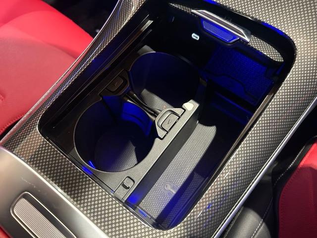 Cクラス C200 4Mアバンギャルド AMGラインパッケージ レザーエクスクルーシブPKG 赤黒コンビレザーシート シートヒーター ベーシックPKG レーダーセーフティPKG 360°カメラ DIGITALライト アダプティブハイビームアシスト 禁煙車(20枚目)