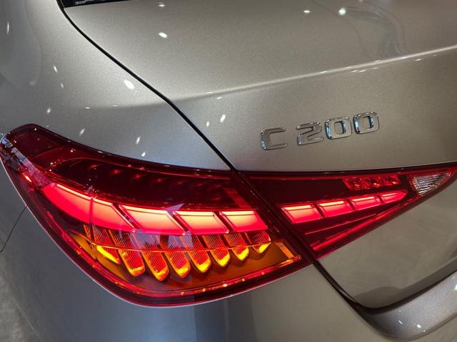 Cクラス C200 4Mアバンギャルド AMGラインパッケージ レザーエクスクルーシブPKG 赤黒コンビレザーシート シートヒーター ベーシックPKG レーダーセーフティPKG 360°カメラ DIGITALライト アダプティブハイビームアシスト 禁煙車(48枚目)