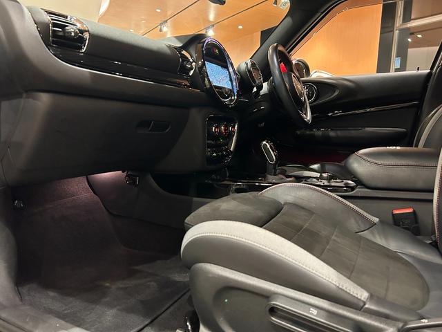 MINI JCWクラブマンGPインスパイアードエディション 世界299台限定車(シリアルナンバー126) 専用シルバールーフ&チリレッドミラーキャップ 専用サイドストライプ 専用リアストライプ ピアノブラックエクステリア ACC ヘッドアップディスプレイ(26枚目)