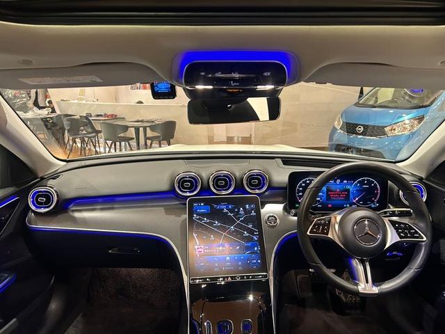 Cクラスオールテレイン C220d 4マチック オールテレイン 1オーナー レザーエクスクルーシブPKG パノラミックスライディングルーフ 本革シート レーダーセーフティPKG ヘッドアップディスプレイ 360°カメラ DIGITALライト 禁煙車(4枚目)