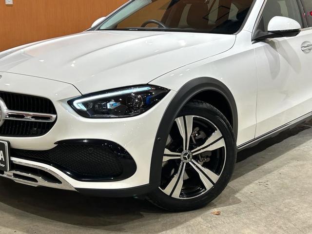 Cクラスオールテレイン C220d 4マチック オールテレイン 1オーナー レザーエクスクルーシブPKG パノラミックスライディングルーフ 本革シート レーダーセーフティPKG ヘッドアップディスプレイ 360°カメラ DIGITALライト 禁煙車(43枚目)