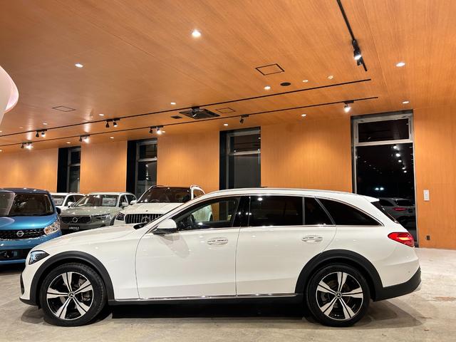 Cクラスオールテレイン C220d 4マチック オールテレイン 1オーナー レザーエクスクルーシブPKG パノラミックスライディングルーフ 本革シート レーダーセーフティPKG ヘッドアップディスプレイ 360°カメラ DIGITALライト 禁煙車(44枚目)