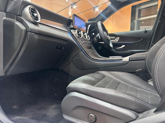 ＧＬＣ ＧＬＣ２２０ｄ　４マチック　ＡＭＧライン　パノラミックスライディングルーフ　純正ランニングボード　レーダーセーフティＰＫＧ　純正メモリナビ　フルセグＴＶ　３６０°カメラ　ハーフレザーシート　シートヒーター　マルチビームＬＥＤヘッドライト（28枚目）