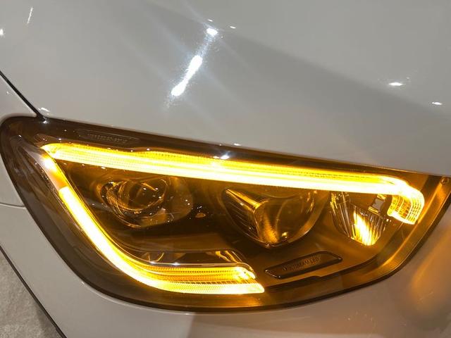 ＧＬＣ ＧＬＣ２２０ｄ　４マチック　ＡＭＧライン　パノラミックスライディングルーフ　純正ランニングボード　レーダーセーフティＰＫＧ　純正メモリナビ　フルセグＴＶ　３６０°カメラ　ハーフレザーシート　シートヒーター　マルチビームＬＥＤヘッドライト（52枚目）
