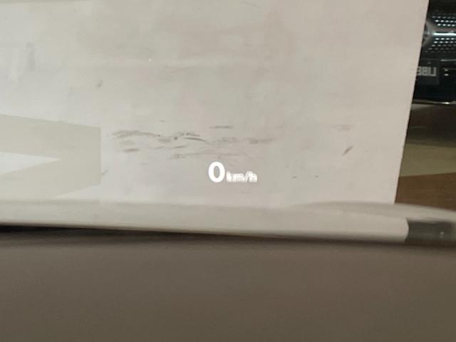 ティグアン TDI 4モーション ハイライン レザーシートPKG 本革シート 運転席メモリー付きパワーシート 運転席パワーランバーサポート シートヒーター オールインセーフティ ヘッドアップディスプレイ 純正メモリナビ 360°カメラ 禁煙車(11枚目)