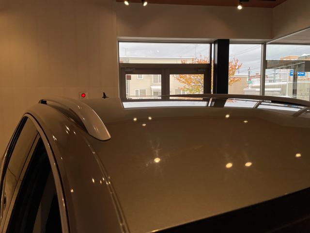 ティグアン TDI 4モーション ハイライン レザーシートPKG 本革シート 運転席メモリー付きパワーシート 運転席パワーランバーサポート シートヒーター オールインセーフティ ヘッドアップディスプレイ 純正メモリナビ 360°カメラ 禁煙車(51枚目)