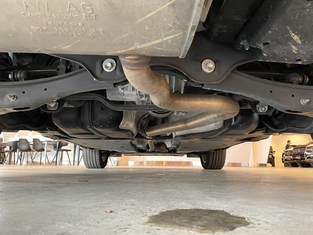 ティグアン TDI 4モーション ハイライン レザーシートPKG 本革シート 運転席メモリー付きパワーシート 運転席パワーランバーサポート シートヒーター オールインセーフティ ヘッドアップディスプレイ 純正メモリナビ 360°カメラ 禁煙車(58枚目)