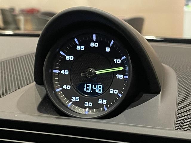 パナメーラ 4 E-ハイブリッド 10イヤーズエディション パノラマルーフシステム BOSEサラウンドサウンド ソフトクローズドア PDLSPlus PASM 純正メモリナビ サラウンドビューカメラ 本革シート シートヒーター パワーテールゲート 禁煙車(16枚目)