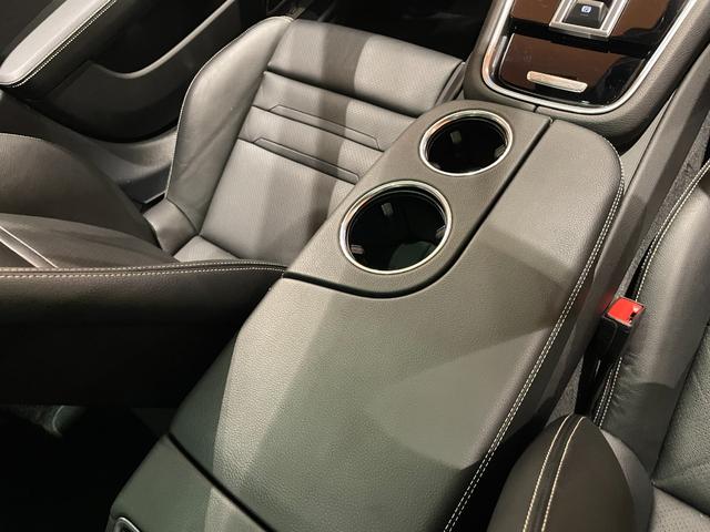 パナメーラ 4 E-ハイブリッド 10イヤーズエディション パノラマルーフシステム BOSEサラウンドサウンド ソフトクローズドア PDLSPlus PASM 純正メモリナビ サラウンドビューカメラ 本革シート シートヒーター パワーテールゲート 禁煙車(26枚目)