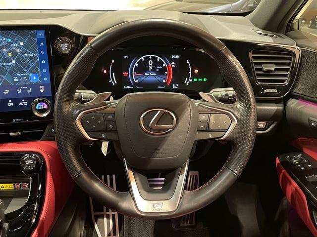 NX NX350 Fスポーツ ワンオーナー パノラマルーフ マークレビンソンプレミアムサウンド 三眼フルLEDヘッドランプ TRDフロントスポイラー RS-Rダウンサス オレンジブレーキキャリパー 純正ドラレコ 置くだけ充電(6枚目)