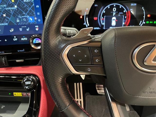 NX NX350 Fスポーツ ワンオーナー パノラマルーフ マークレビンソンプレミアムサウンド 三眼フルLEDヘッドランプ TRDフロントスポイラー RS-Rダウンサス オレンジブレーキキャリパー 純正ドラレコ 置くだけ充電(8枚目)