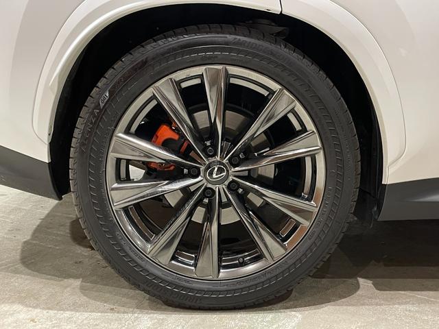 NX NX350 Fスポーツ ワンオーナー パノラマルーフ マークレビンソンプレミアムサウンド 三眼フルLEDヘッドランプ TRDフロントスポイラー RS-Rダウンサス オレンジブレーキキャリパー 純正ドラレコ 置くだけ充電(52枚目)