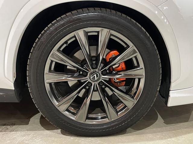 NX NX350 Fスポーツ ワンオーナー パノラマルーフ マークレビンソンプレミアムサウンド 三眼フルLEDヘッドランプ TRDフロントスポイラー RS-Rダウンサス オレンジブレーキキャリパー 純正ドラレコ 置くだけ充電(53枚目)