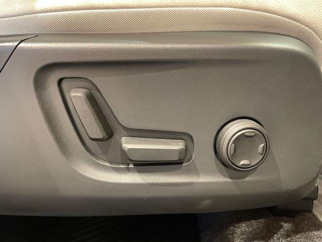 XC40 ウルトラ B4 AWD 1オーナー Googleナビ 360°カメラ ワイヤレスチャージング harman/kardonサラウンド 本革シート シートヒーター ステアリングヒーター ピクセルLEDヘッドライト 電動リアゲート(24枚目)