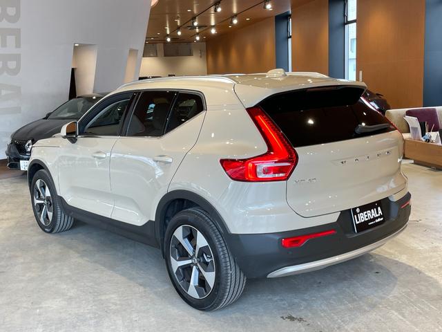 XC40 ウルトラ B4 AWD 1オーナー Googleナビ 360°カメラ ワイヤレスチャージング harman/kardonサラウンド 本革シート シートヒーター ステアリングヒーター ピクセルLEDヘッドライト 電動リアゲート(46枚目)