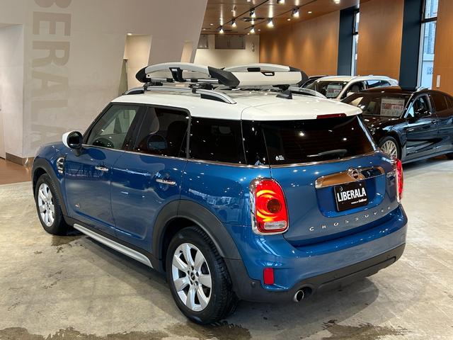 MINI クーパーD クロスオーバー オール4 レザーシートPKG PEPPERパッケージ ホワイトボンネットストライプ レザーチェスターブリティッシュオーク 電動フロントシート シートヒーター 純正HDDナビ バックカメラ パーキングアシスト(39枚目)