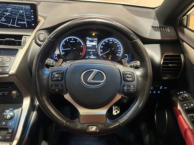 NX NX300 Fスポーツ ムーンルーフ ルーフレール 三眼フルLEDヘッドランプパーキングサポートブレーキ パノラミックビューモニター フロントスポイラー LexusSafetySystem+ Fスポーツ専用スポーツシート(6枚目)