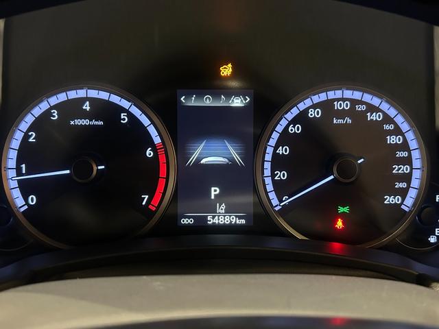 NX NX300 Fスポーツ ムーンルーフ ルーフレール 三眼フルLEDヘッドランプパーキングサポートブレーキ パノラミックビューモニター フロントスポイラー LexusSafetySystem+ Fスポーツ専用スポーツシート(10枚目)