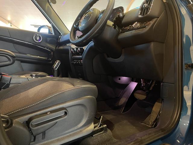 MINI クーパーD クロスオーバー オール4 デジタルPKG PEPPERパッケージ ヘッドアップディスプレイ マルチディスプレイメーターパネル シートヒーター ACC LEDヘッドライト 純正HDDナビ バックカメラ PDC パーキングアシスト(22枚目)