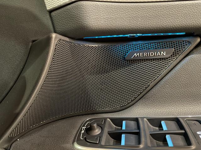 XF プレステージ アドバンスドパーキングアシストパック 360°サラウンドカメラ 360°パーキングエイド パークアシスト 本革シート シートヒーター ステアリングヒーター MERIDIANサウンド パワーテールゲート(14枚目)