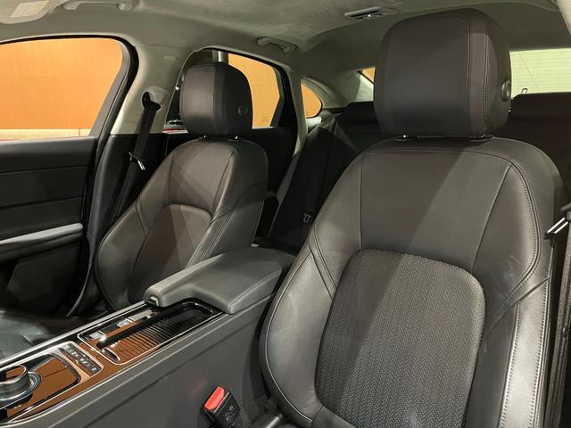 XF プレステージ アドバンスドパーキングアシストパック 360°サラウンドカメラ 360°パーキングエイド パークアシスト 本革シート シートヒーター ステアリングヒーター MERIDIANサウンド パワーテールゲート(29枚目)