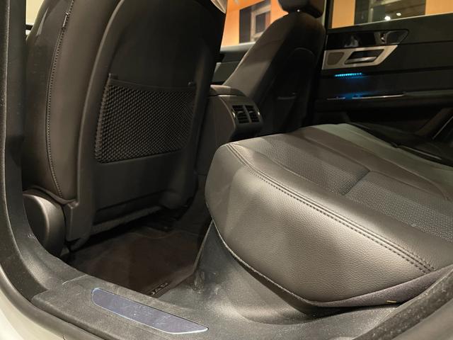 XF プレステージ アドバンスドパーキングアシストパック 360°サラウンドカメラ 360°パーキングエイド パークアシスト 本革シート シートヒーター ステアリングヒーター MERIDIANサウンド パワーテールゲート(35枚目)