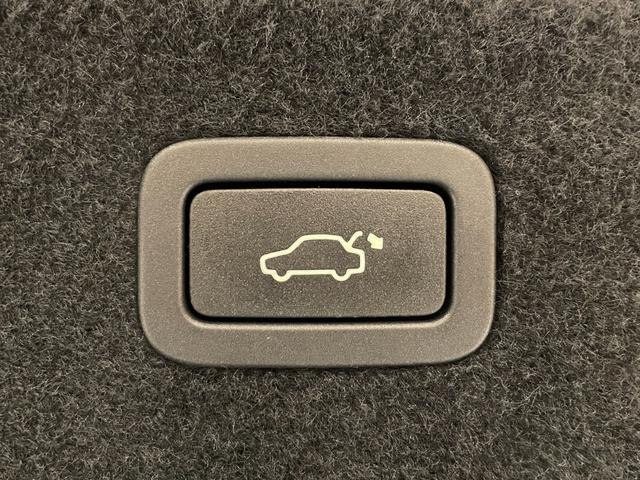 XF プレステージ アドバンスドパーキングアシストパック 360°サラウンドカメラ 360°パーキングエイド パークアシスト 本革シート シートヒーター ステアリングヒーター MERIDIANサウンド パワーテールゲート(37枚目)