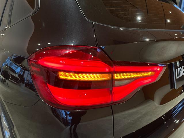 直接ご来店が難しいお客様にも、詳細写真の送付やビデオ通話による商談も可能でございます。まずはお気軽にお問い合わせ下さい。