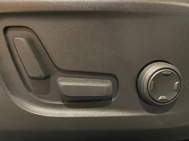 ＸＣ４０ アルティメット　Ｂ４　ＡＷＤ　電動パノラマガラスサンルーフ　ピクセルＬＥＤヘッドライト　ｈａｒｍａｎ／ｋａｒｄｏｎサラウンド　ダークティンテッドガラス　Ｇｏｏｇｌｅナビ　３６０°カメラ　パークアシスト　本革シート　シートヒーター（26枚目）