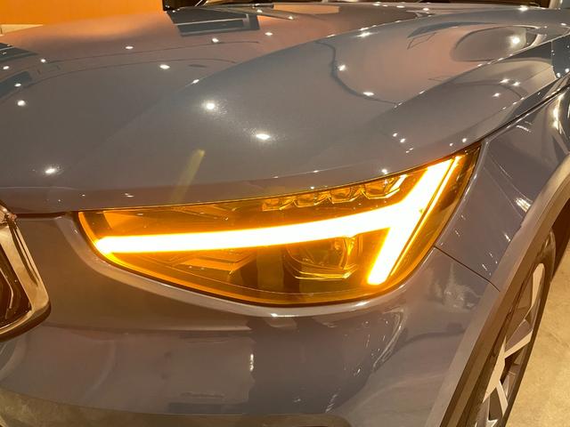 ＸＣ４０ アルティメット　Ｂ４　ＡＷＤ　電動パノラマガラスサンルーフ　ピクセルＬＥＤヘッドライト　ｈａｒｍａｎ／ｋａｒｄｏｎサラウンド　ダークティンテッドガラス　Ｇｏｏｇｌｅナビ　３６０°カメラ　パークアシスト　本革シート　シートヒーター（55枚目）