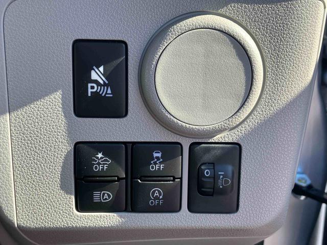 ミライース Ｘ　ＳＡＩＩＩ　ＬＥＤヘッドライト標準装備！！　保証　新車保証・まごころ保証　１年間・走行距離無制限付き・　走行距離２，２６２ｋｍ　ＣＤチューナー　ＬＥＤヘッドライト　前後コーナーセンサー　マニュアルエアコン　パワーウィンドウ　電動格納ドアミラー（5枚目）