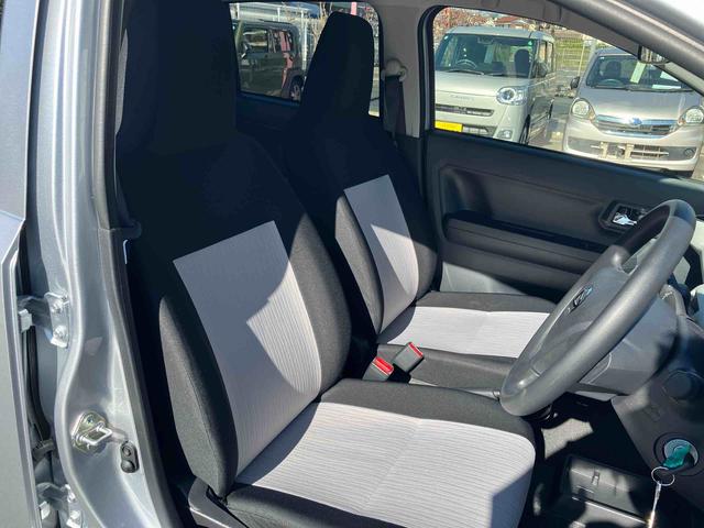ミライース Ｘ　ＳＡＩＩＩ　ＬＥＤヘッドライト標準装備！！　保証　新車保証・まごころ保証　１年間・走行距離無制限付き・　走行距離２，２６２ｋｍ　ＣＤチューナー　ＬＥＤヘッドライト　前後コーナーセンサー　マニュアルエアコン　パワーウィンドウ　電動格納ドアミラー（11枚目）