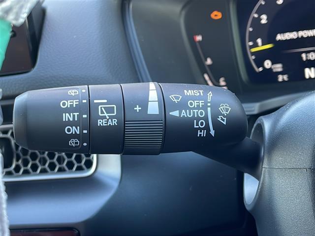 シビック タイプＲ　Ｈｏｎｄａ　ＣＯＮＮＥＣＴディスプレー　バックカメラ　Ｈｏｎｄａ　ＳＥＮＳＩＮＧ　オートライト　フルＬＥＤヘッドライト　ＥＴＣ２．０車載器　ＴＹＰＥ　Ｒ専用１０．２インチデジタルグラフィックメーター（5枚目）